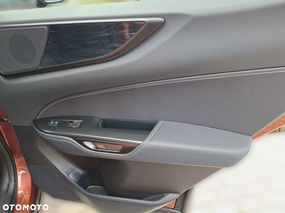 Lexus NX 350h Prestige 2WD - 24