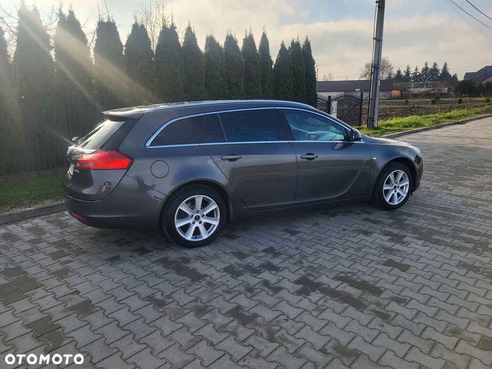 Opel Insignia - 10