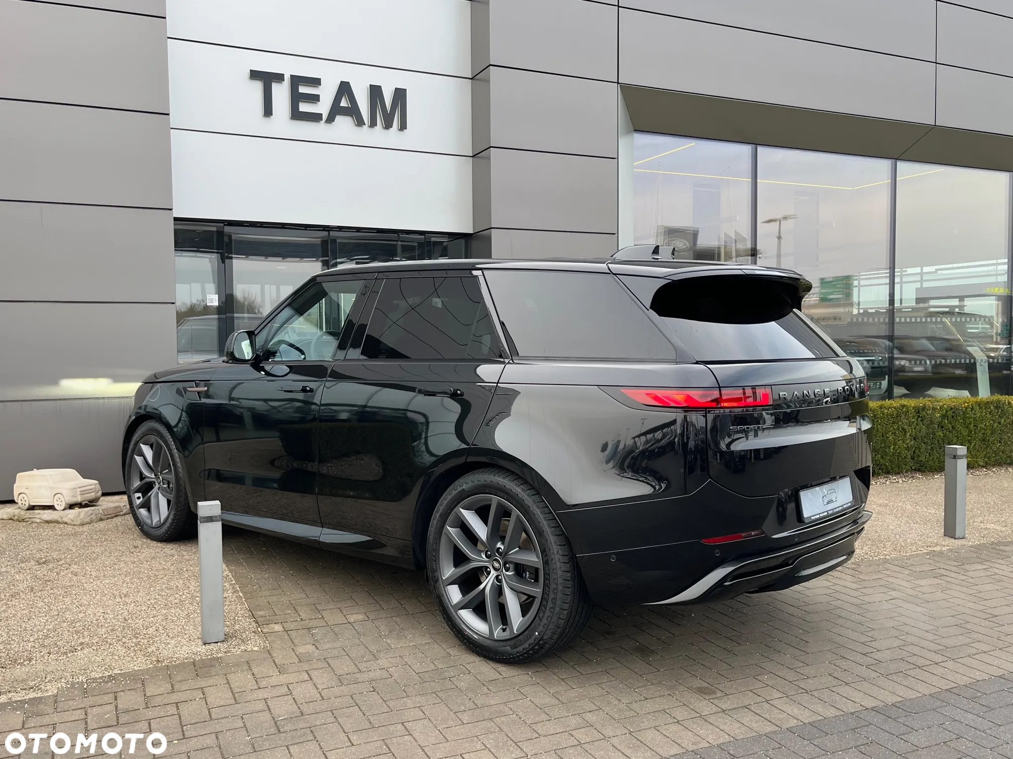 Land Rover Range Rover Sport - 11