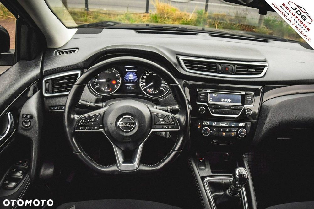 Nissan Qashqai 1.2 DIG-T Acenta EU6 - 24