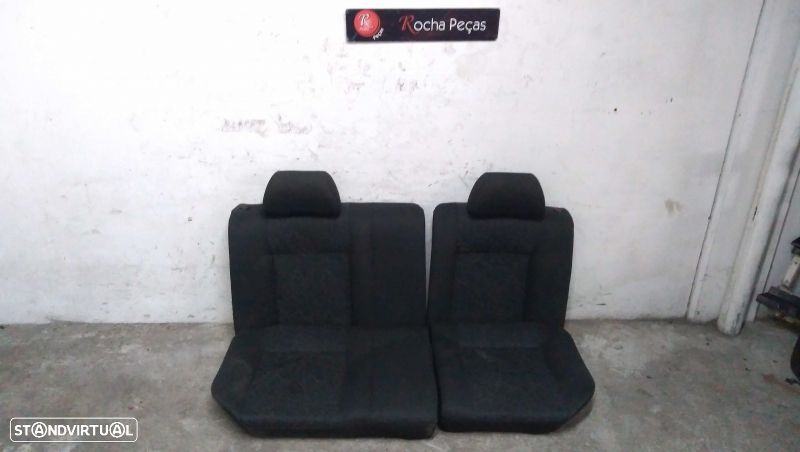Estofos De Trás Volkswagen Polo Classic (6V2) - 1