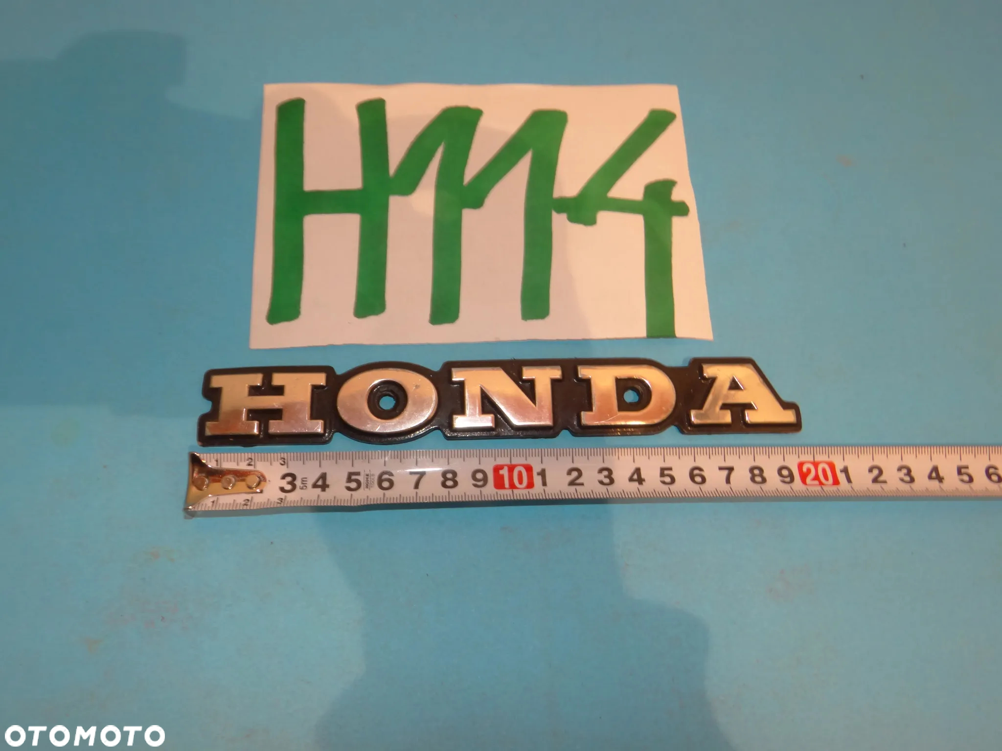 H114 HONDA CB 750 500 550 FOUR BOLDOR  EMBLEMAT ZNACZEK NA BAK ZBIORNIK PALIWA - 3