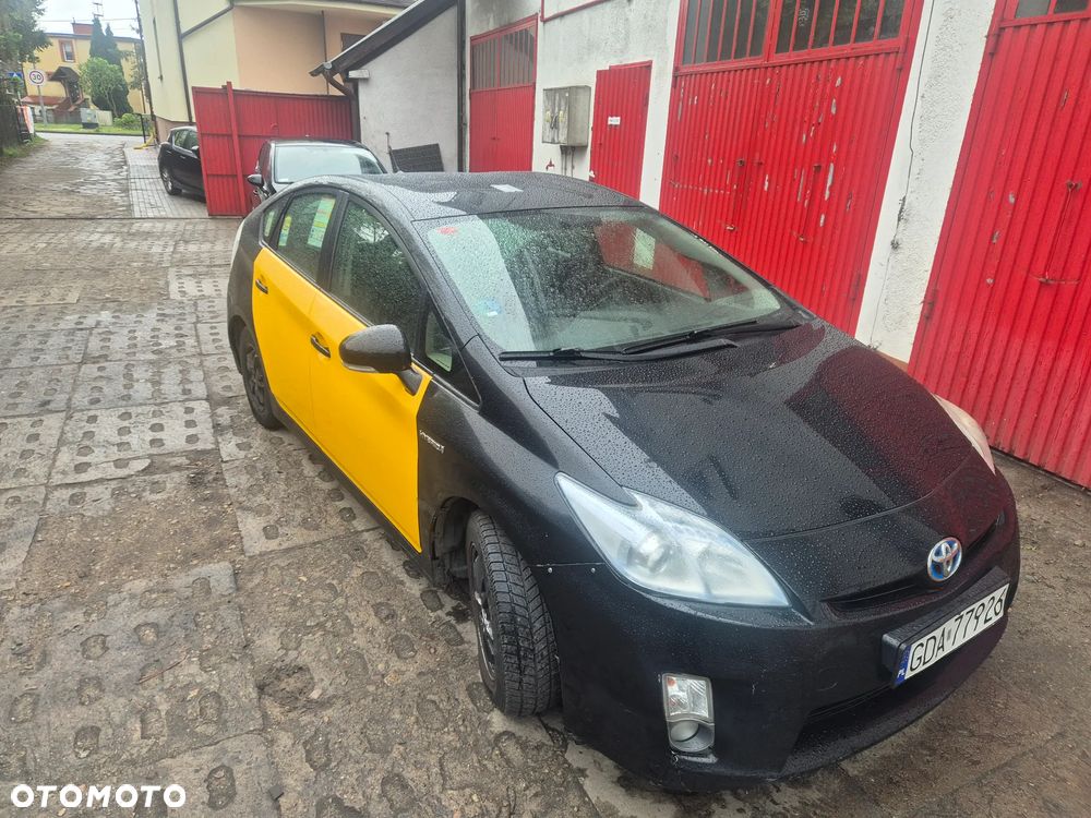 Toyota Prius - 2