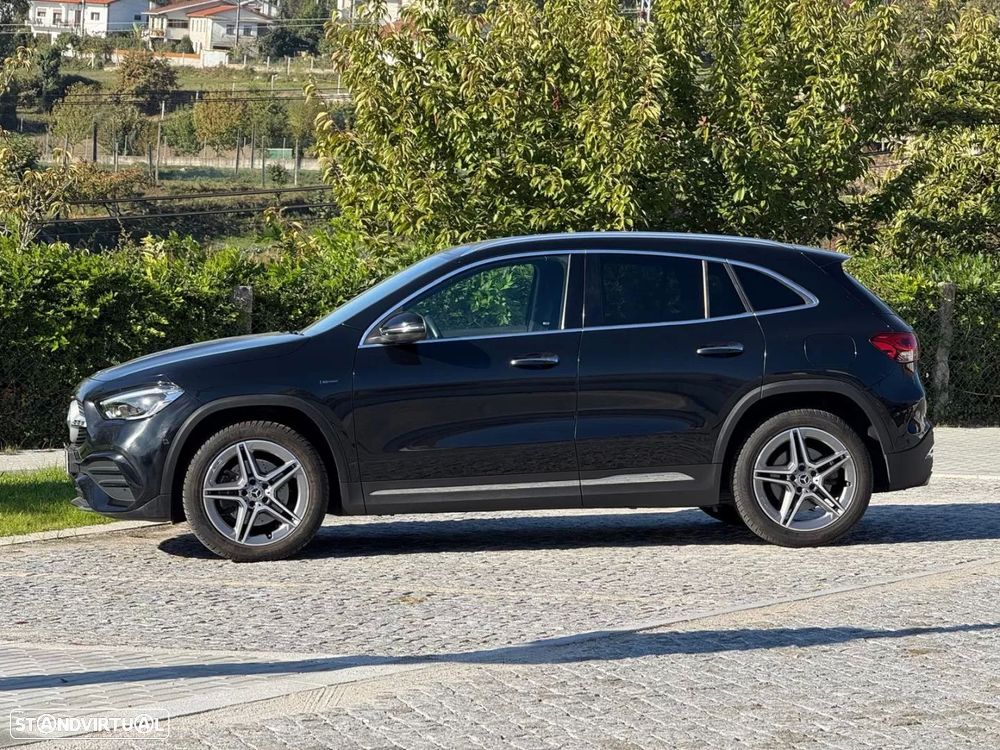 Mercedes-Benz GLA 250 e 8G-DCT AMG Line - 27