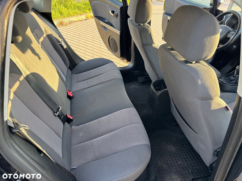 Seat Leon 1.6 TDI Style - 9