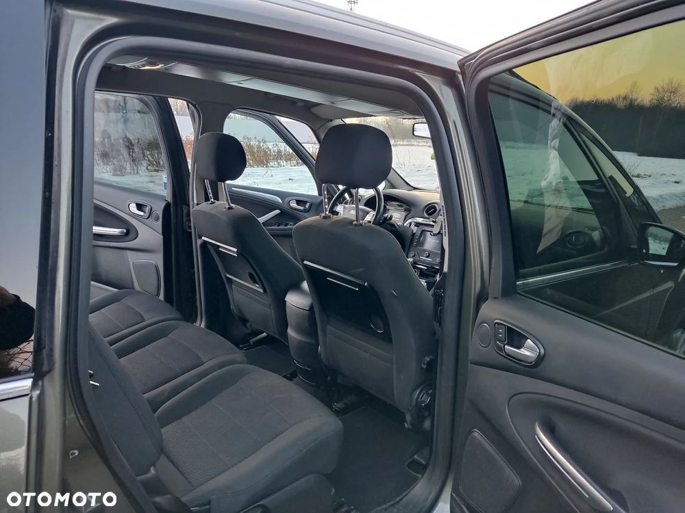 Ford Galaxy 2.2 TDCi Titanium - 9