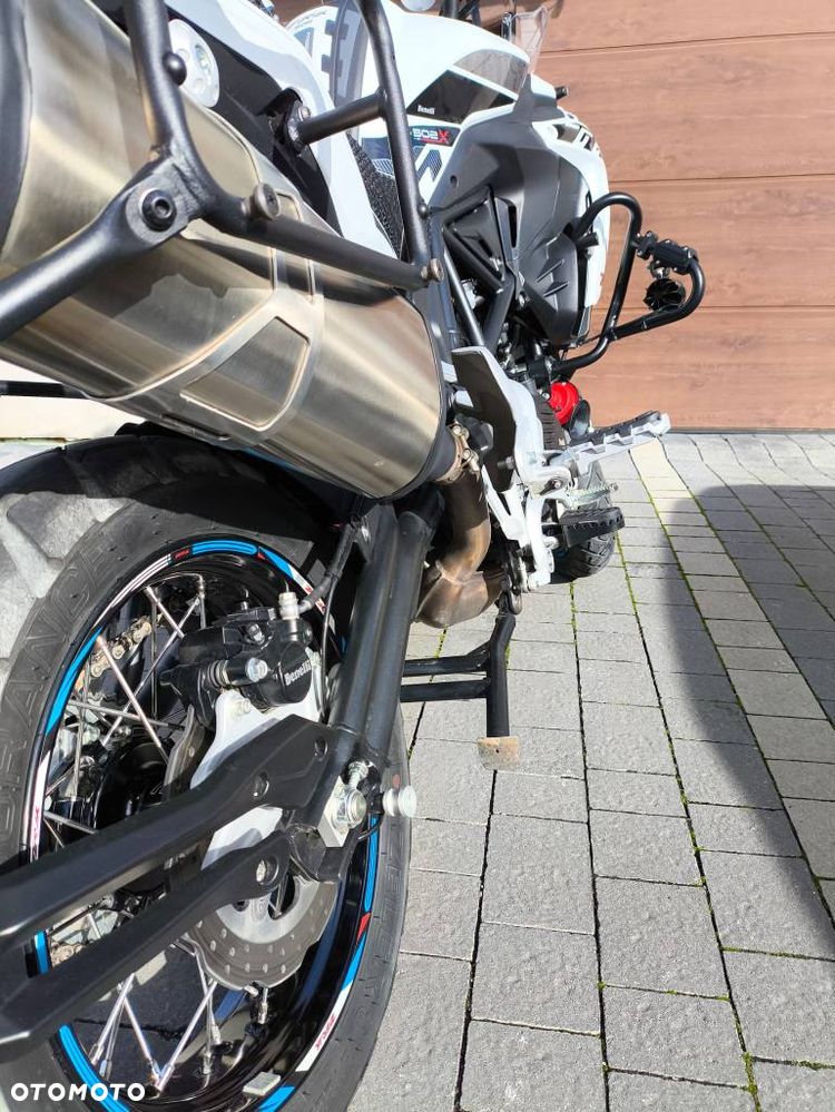 Benelli TRK 502X - 17