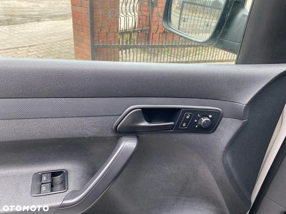Volkswagen caddy - 11