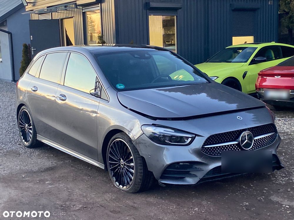 Mercedes-Benz Klasa B 220 4-Matic AMG Line 7G-DCT - 10