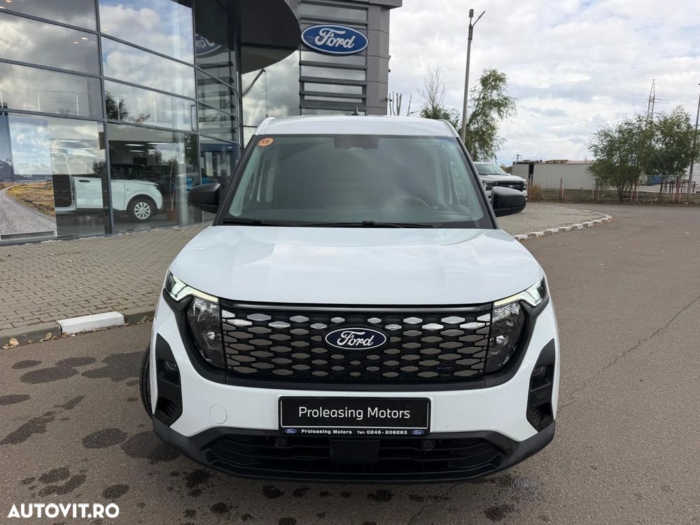 Ford Transit Courier - 1