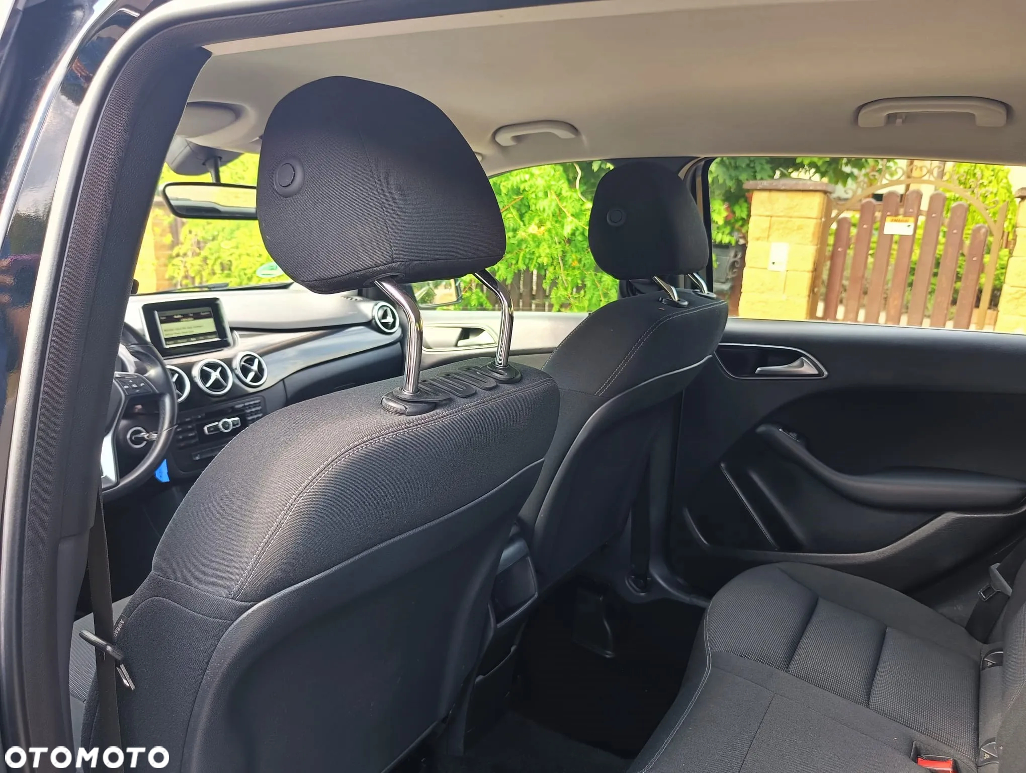 Mercedes-Benz Klasa B 180 (BlueEFFICIENCY) - 25