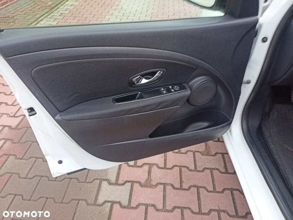 Renault Megane ENERGY TCe 115 Start & Stopp LIMITED - 8