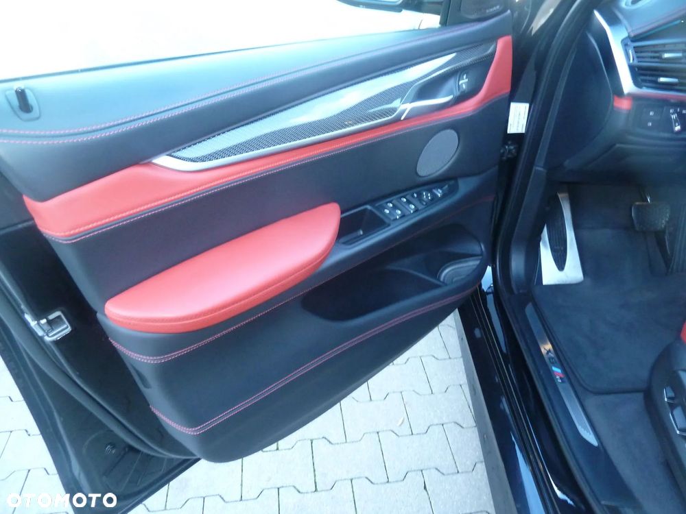 BMW X6M - 14