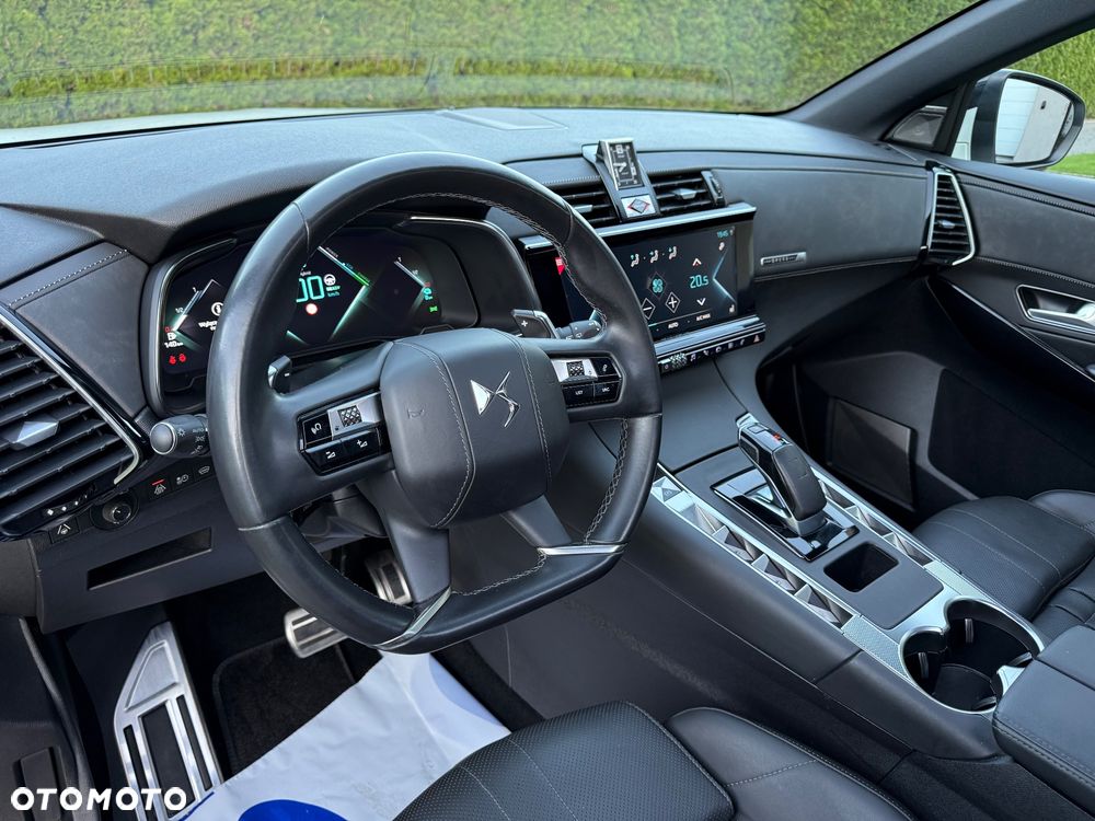 DS Automobiles DS 7 Crossback - 11