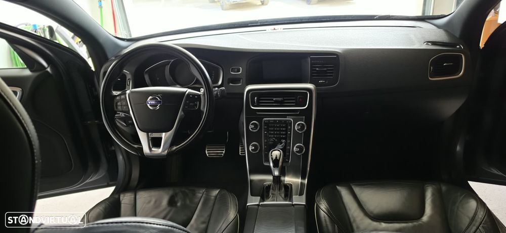 Volvo S60 2.0 D4 R-Design Geartronic - 11