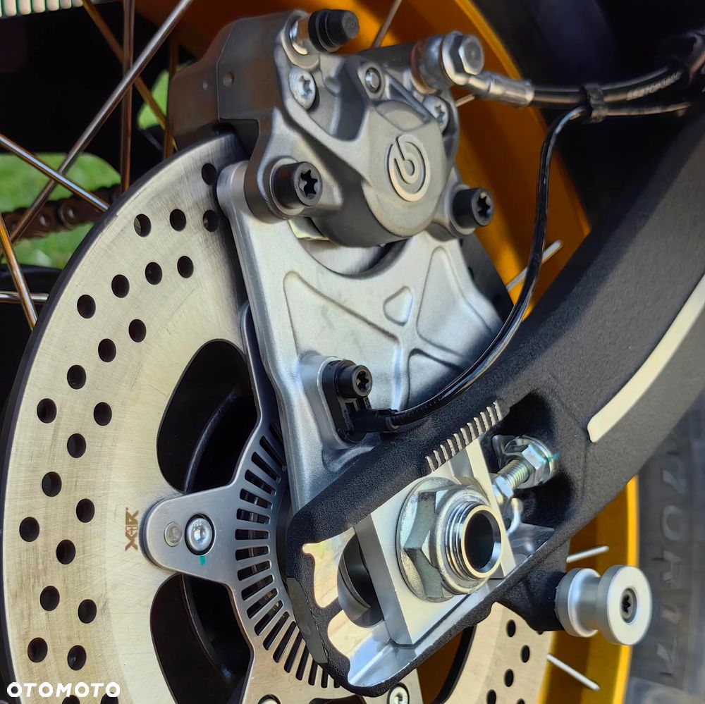 QJMOTOR SRT900SX - 9