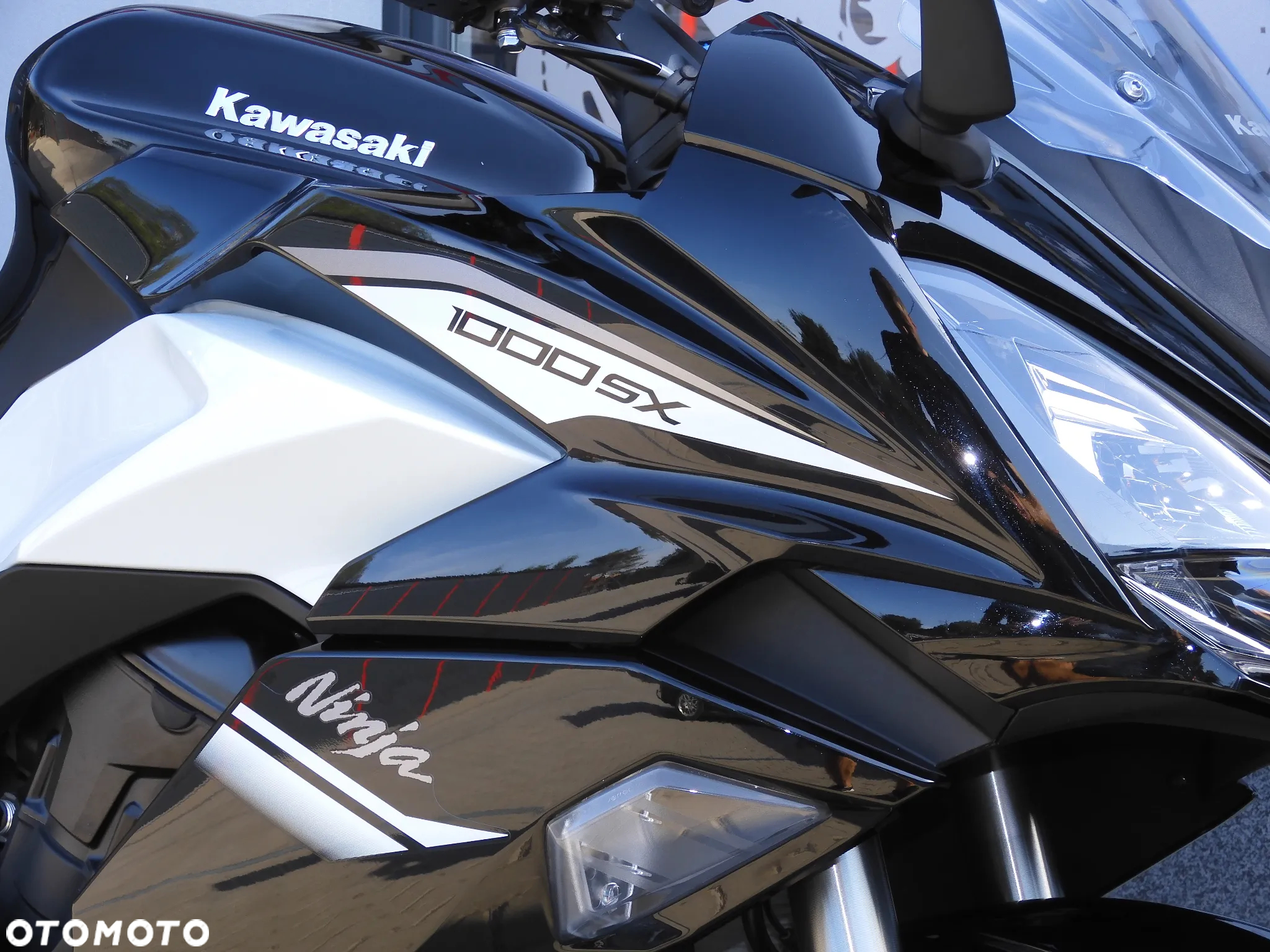 Kawasaki Ninja 1000 SX - 7