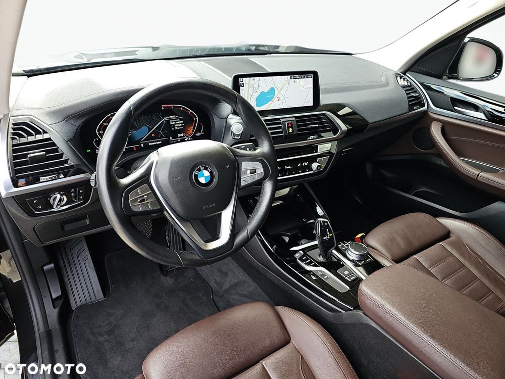 BMW X3 xDrive20d Luxury Line - 11