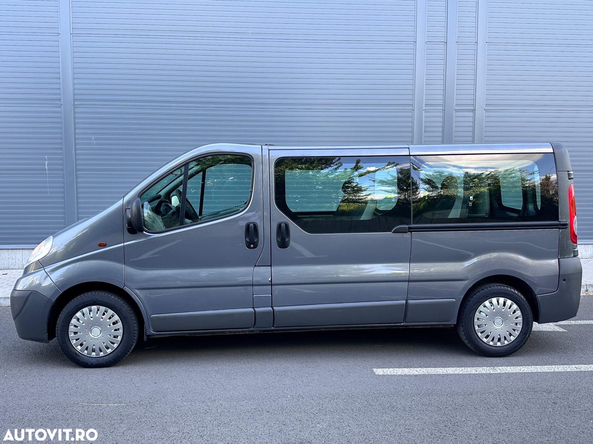 Opel Vivaro 2.0 CDTI L2H1 DPF Design Edition - 13
