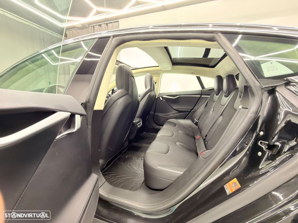 Tesla Model S 70 - 10