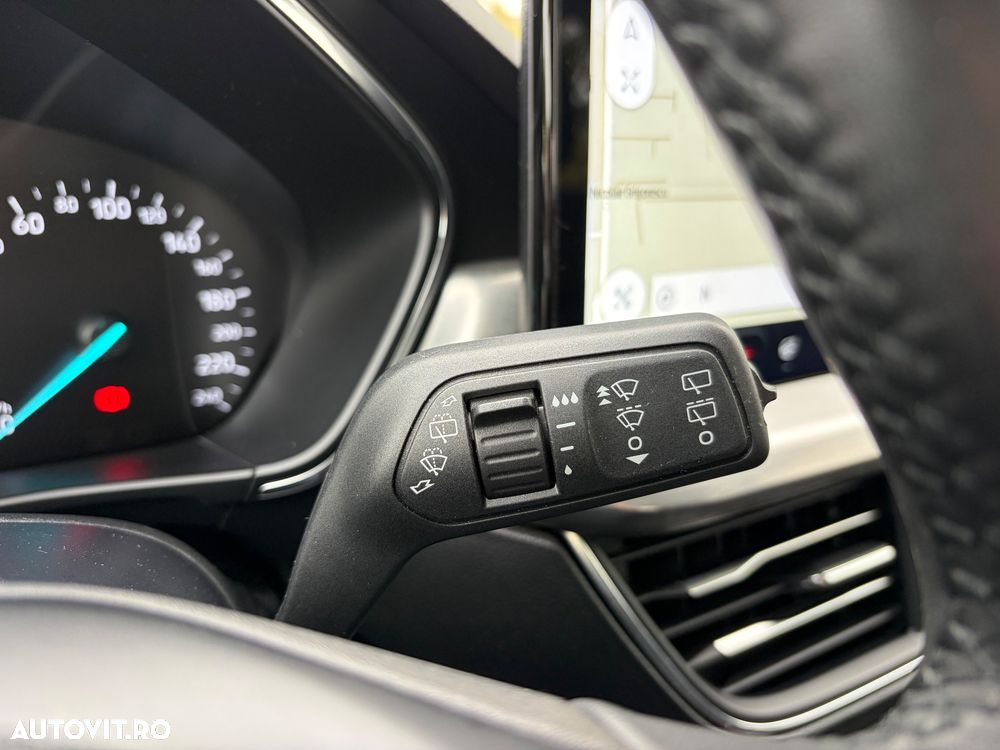 Ford Focus 1.0 EcoBoost MHEV Titanium - 16