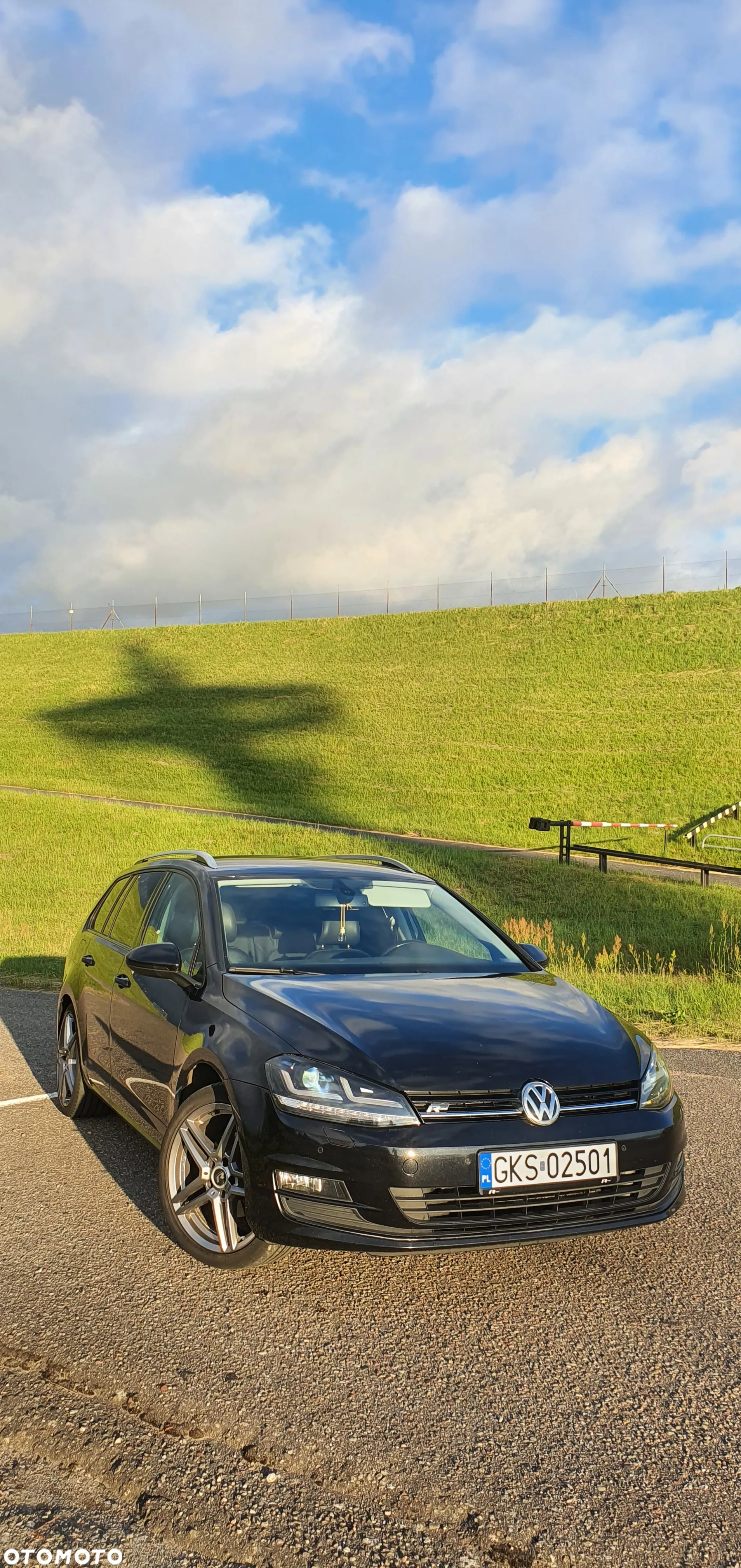 Volkswagen Golf - 2