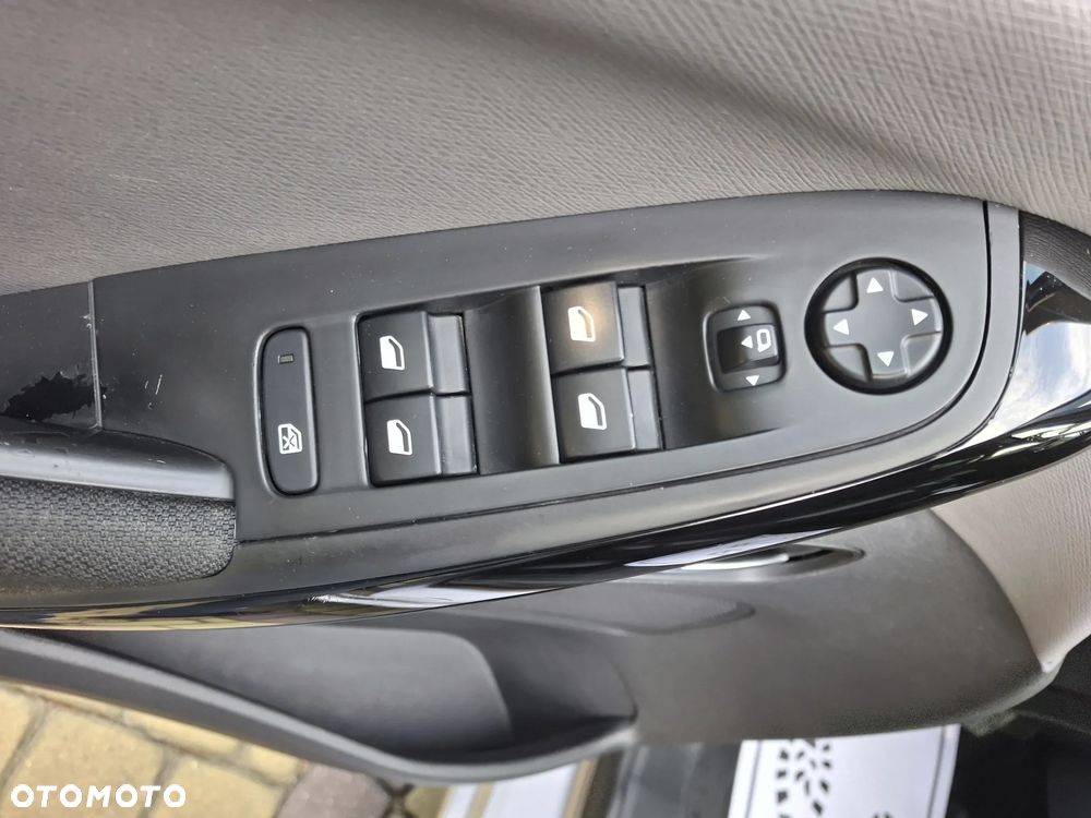 Citroën C4 SpaceTourer - 19