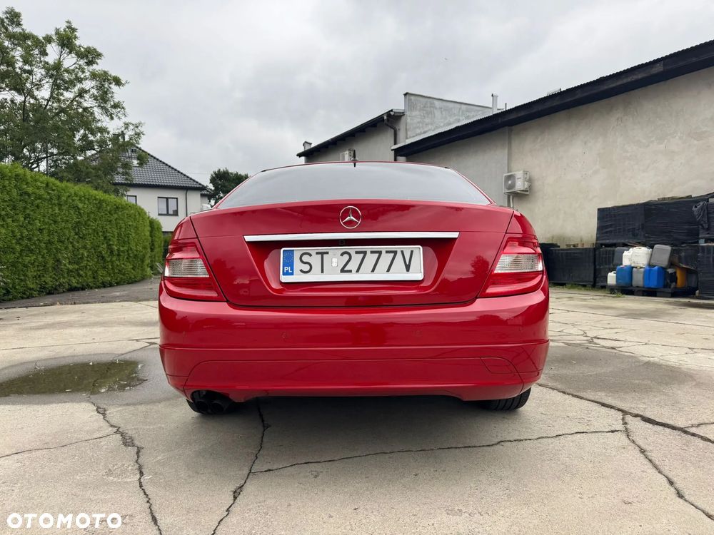 Mercedes-Benz Klasa C 180 T CGI Automatik BlueEFFICIENCY - 7