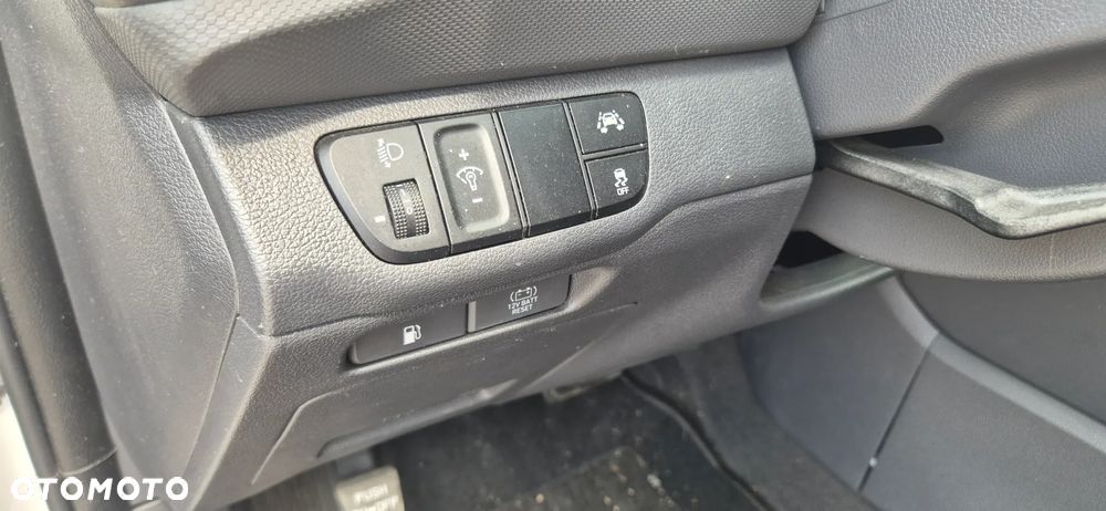 Hyundai IONIQ Hybrid Platinum - 15