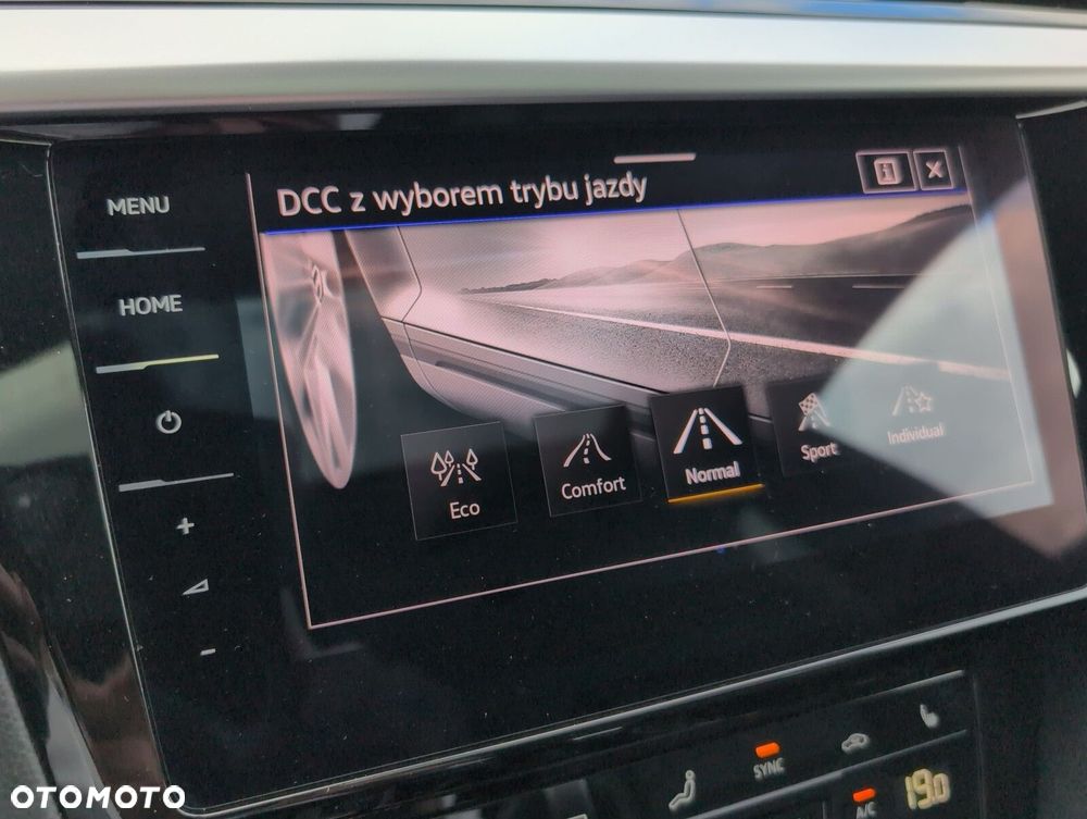 Volkswagen Arteon 2.0 TDI 4Motion R-Line DSG - 29