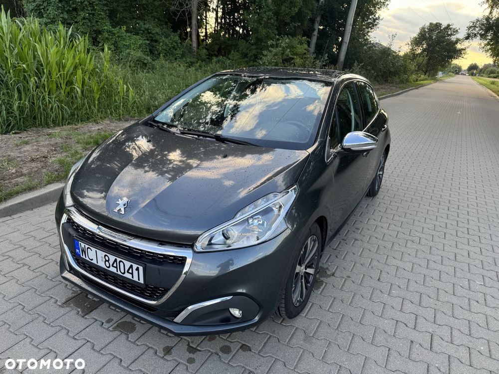 Peugeot 208 - 2
