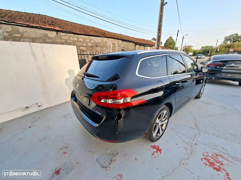 Peugeot 308 1.2 PureTech Allure EAT8 - 8