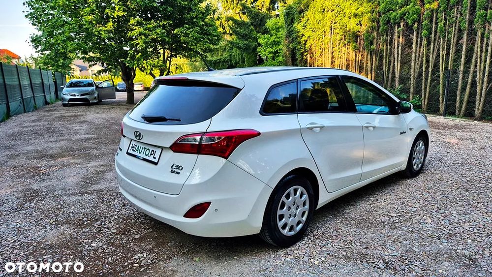 Hyundai i30 blue 1.6 GDI Style - 13