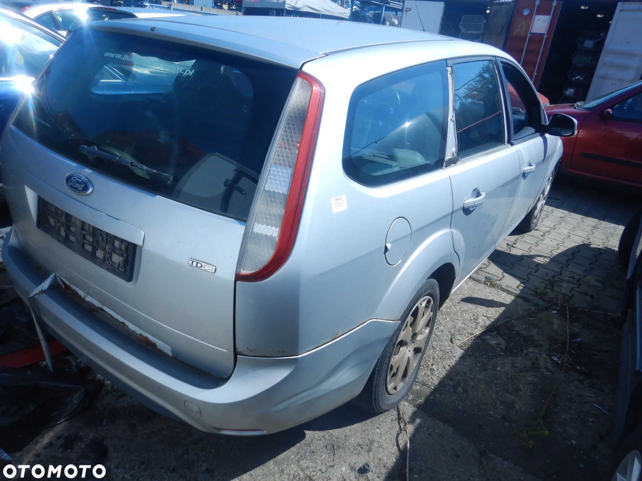 CZĘŚCI - Ford Focus II MK2 1,8TDCI KKDA 115KM KOMBI LIFT 5B LAKIER 03 2008r. INDEX - 8962 - 3