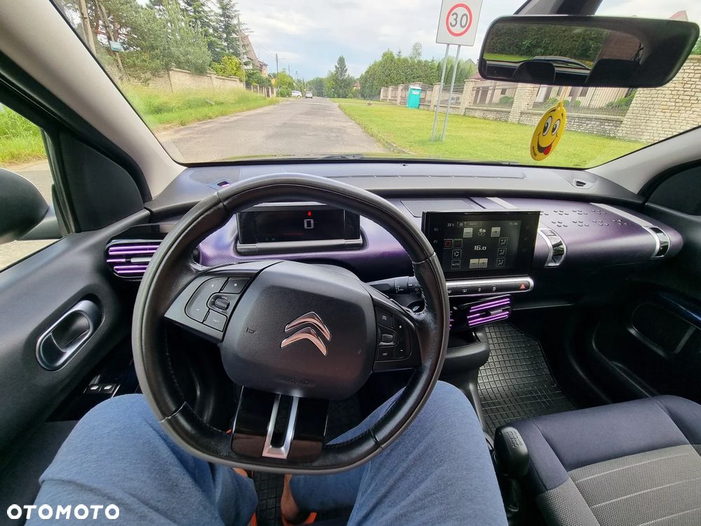 Citroën C4 Cactus 1.2 PureTech Shine Edition S&S - 24
