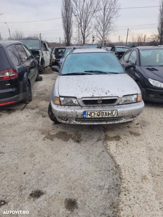 dezmembrez suzuki baleno - 1