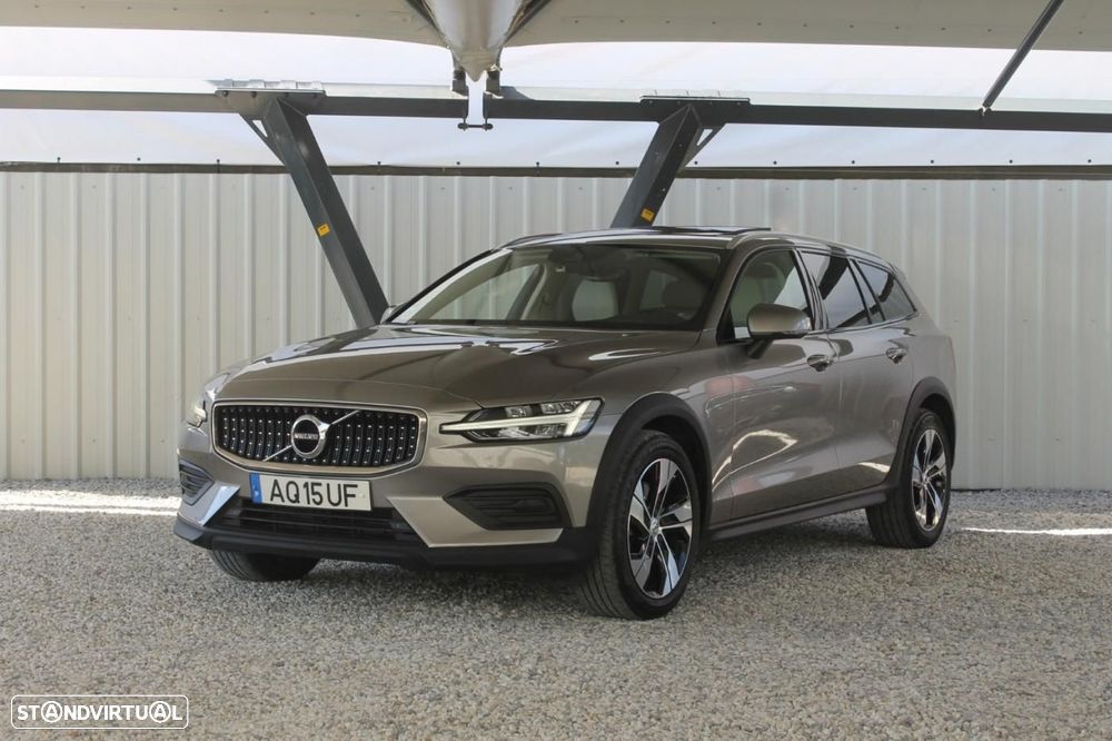 Volvo V60 Cross Country 2.0 B4 Geartronic - 8
