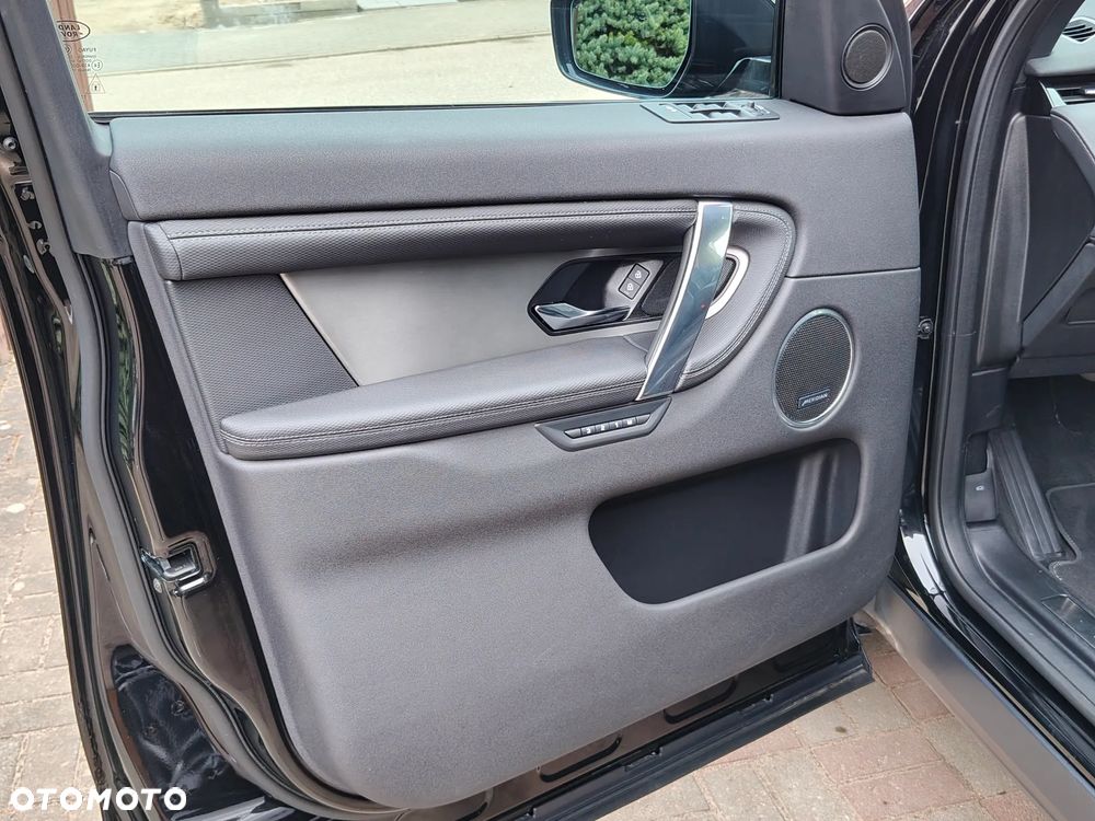 Land Rover Discovery Sport D165 Dynamic SE - 19