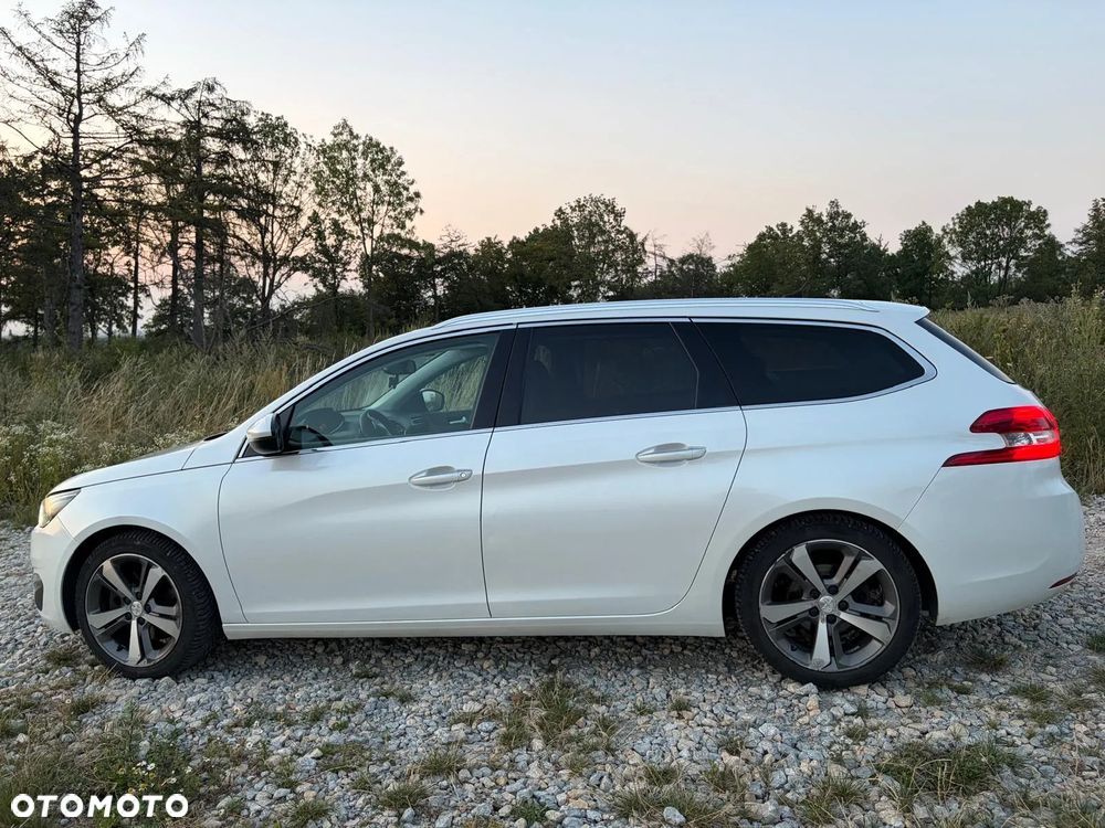 Peugeot 308 BlueHDi FAP 150 EAT6 Stop & Start Allure - 23
