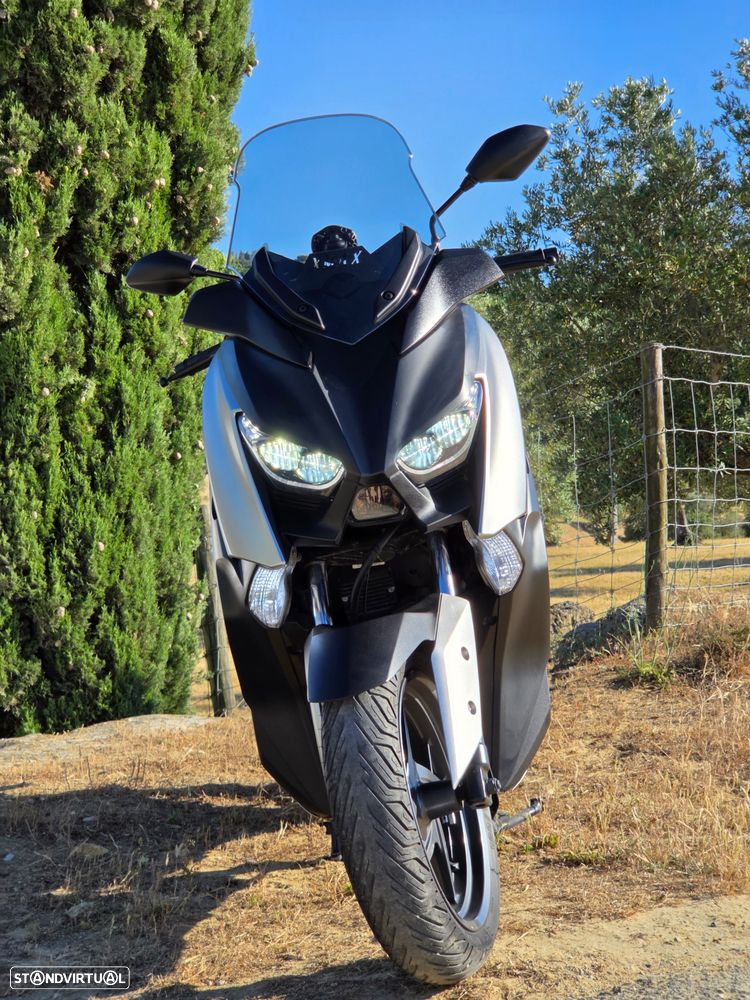 Yamaha TMAX - 2