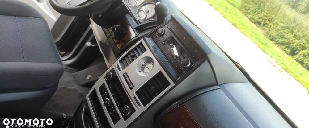 Chrysler Grand Voyager - 27