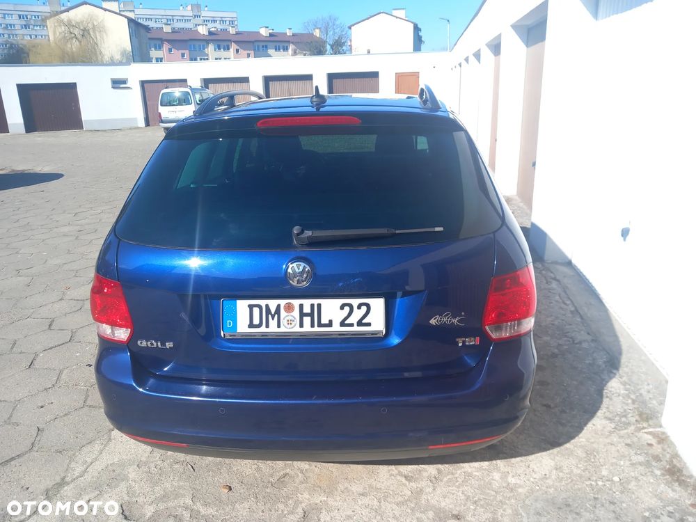Volkswagen Golf 1.4 TSI DSG MATCH - 18