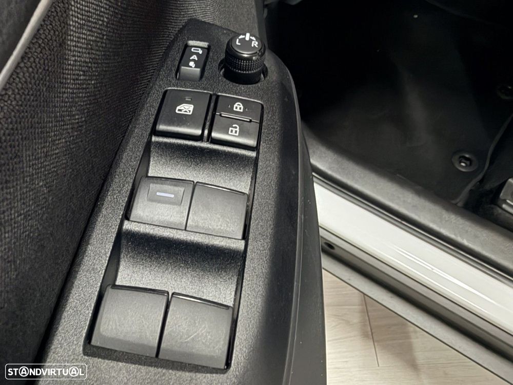 Toyota Yaris Cross 1.5 HDF Comfort Plus - 19