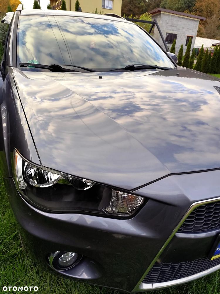 Mitsubishi Outlander 2.0 2WD Invite - 2