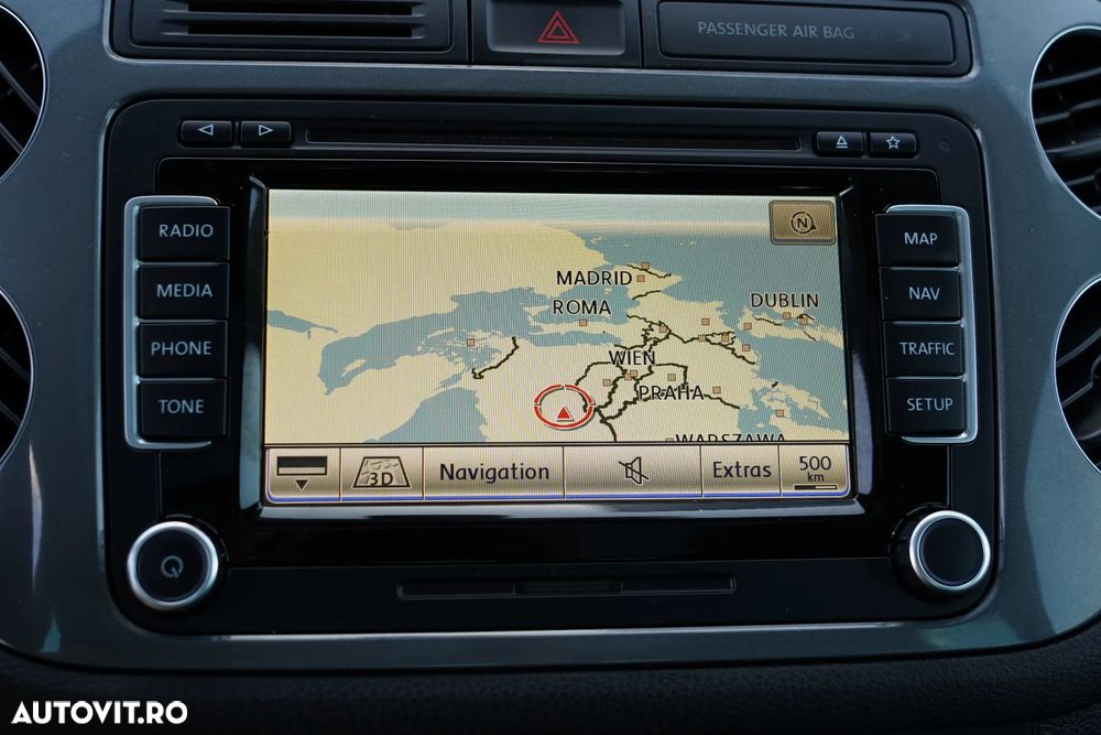 Volkswagen Tiguan - 24