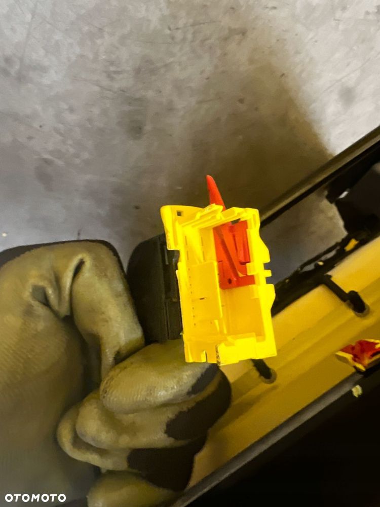 FOTEL PASAŻERA PRAWY PRZÓD AIRBAG DACIA SANDERO III STEPWAY 2024R LIFT EU - 12