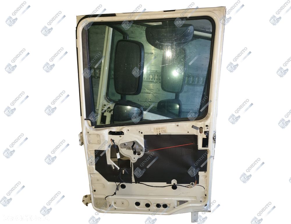 DRZWI KOMPLETNE DAF XF 106 - 4