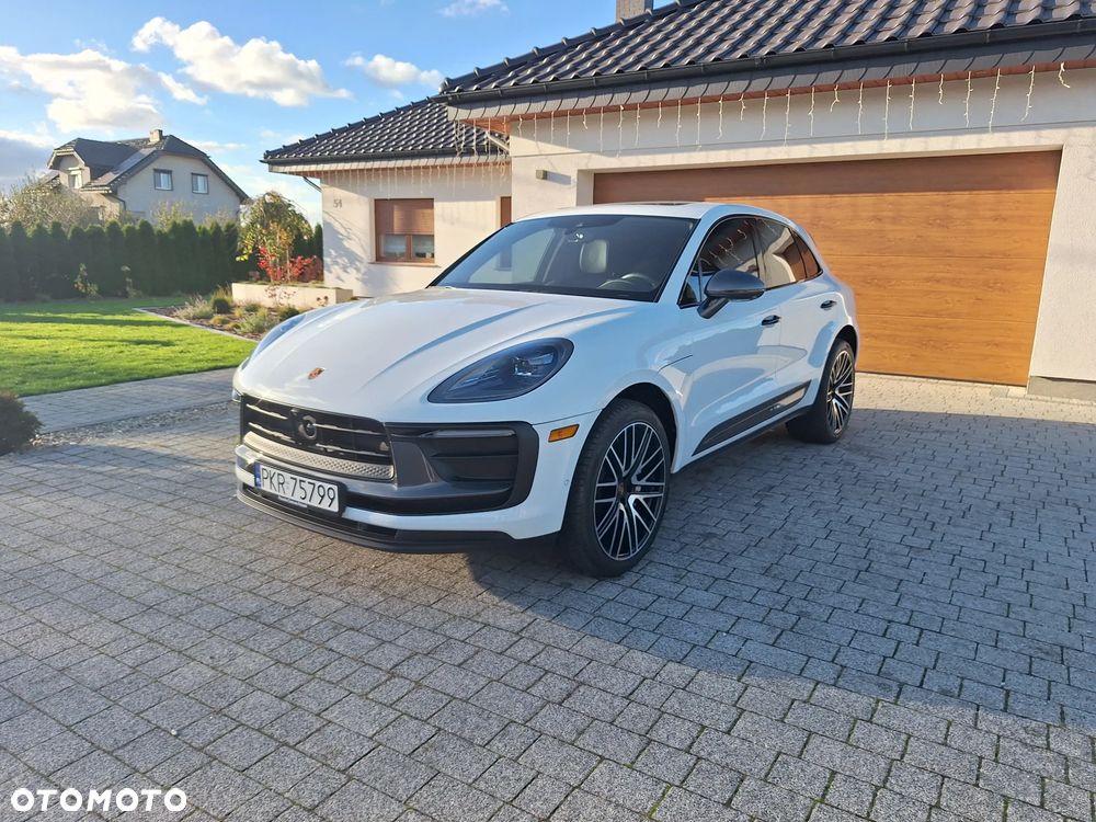 Porsche Macan - 1
