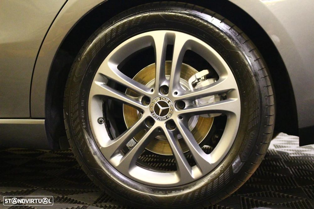Mercedes-Benz CLA 180 d Shooting Brake Style Aut. - 10