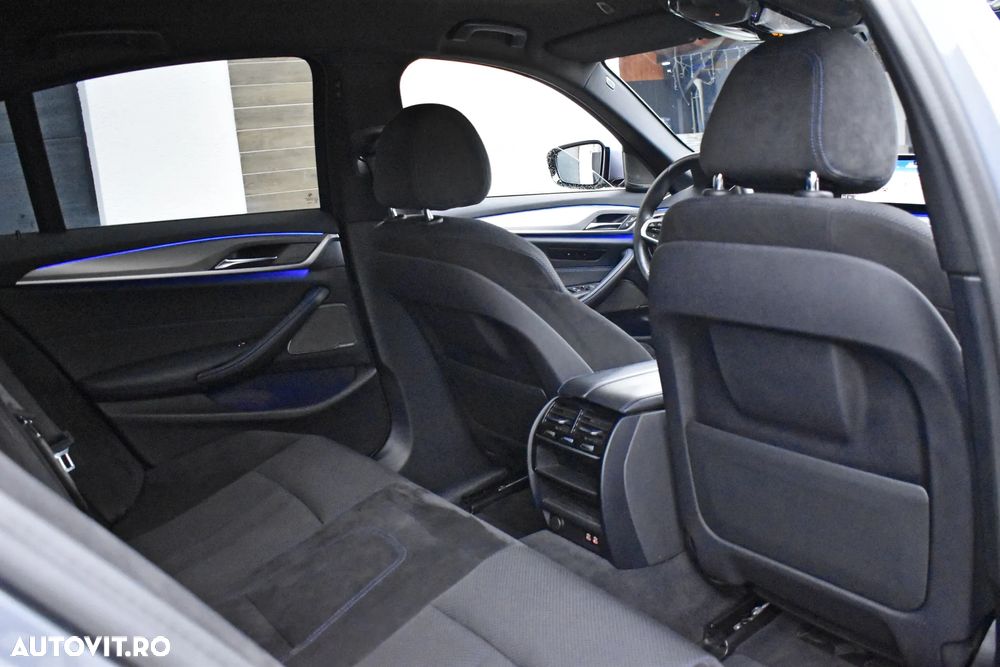 BMW Seria 5 530e xDrive Aut. - 14
